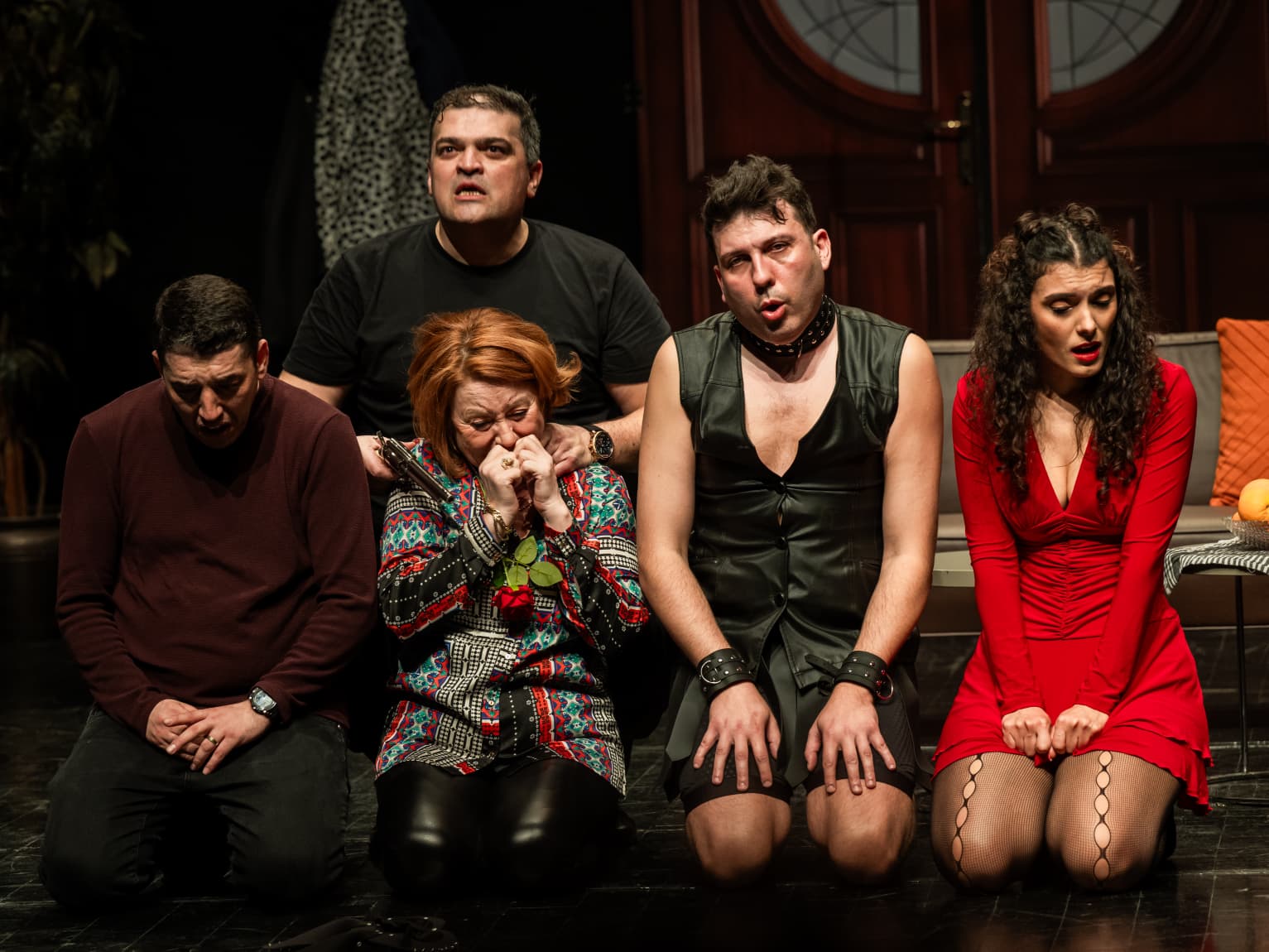 Bir Koltukta Dört Karpuz